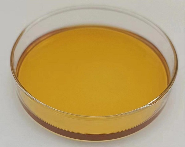 Pesticida a base di piretrina